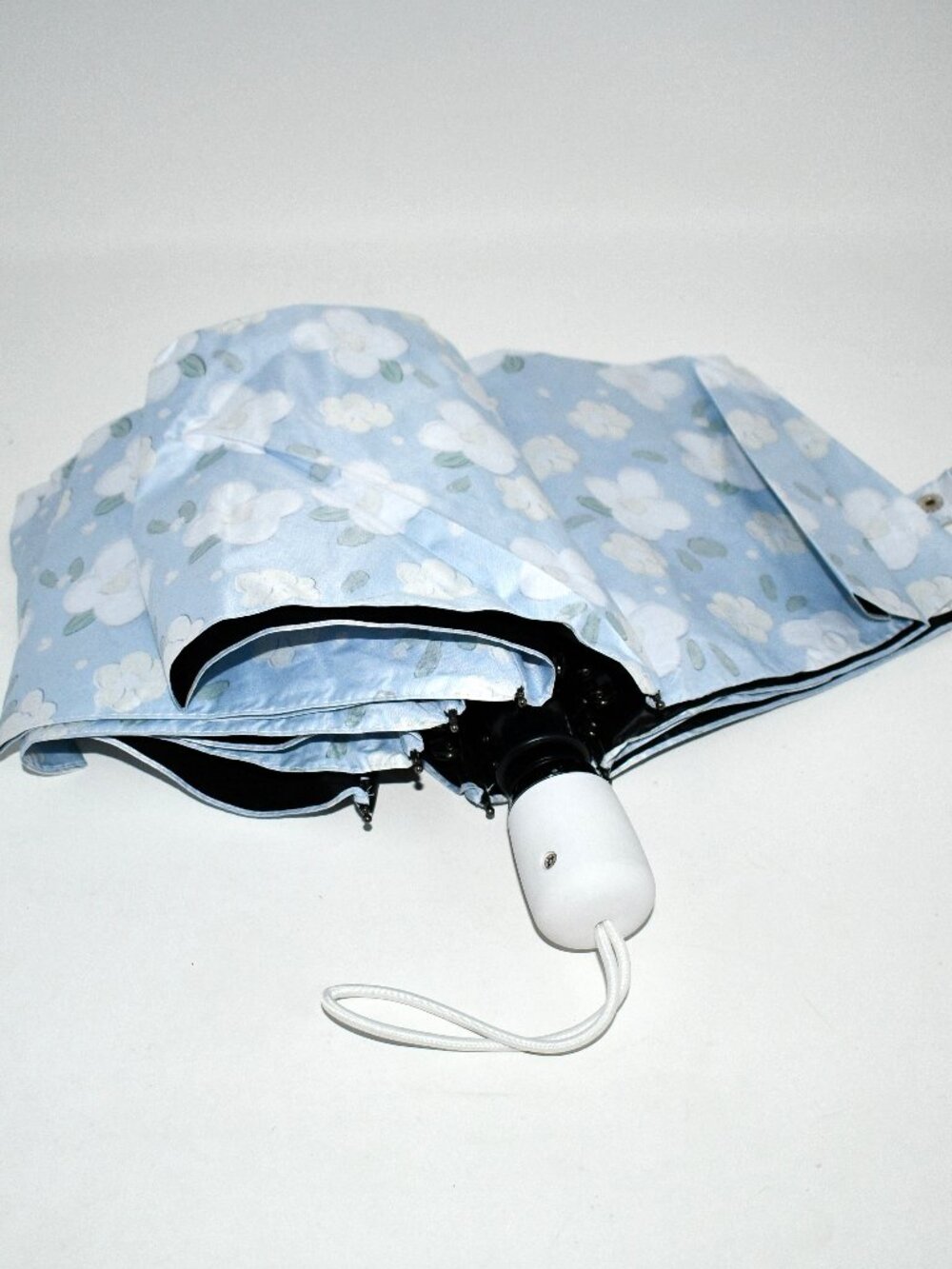 Cuby UV Sun Umbrella Compact, Auto Open/ Close, Windproof, Blue Jasmine, NWT